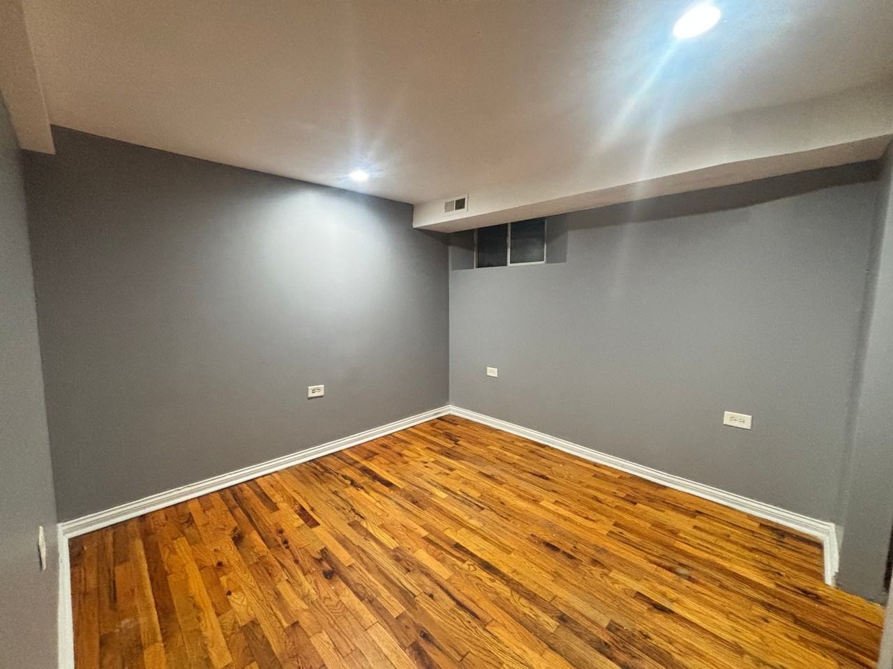 1626 N Kildare Ave - Photo 5 of 6
