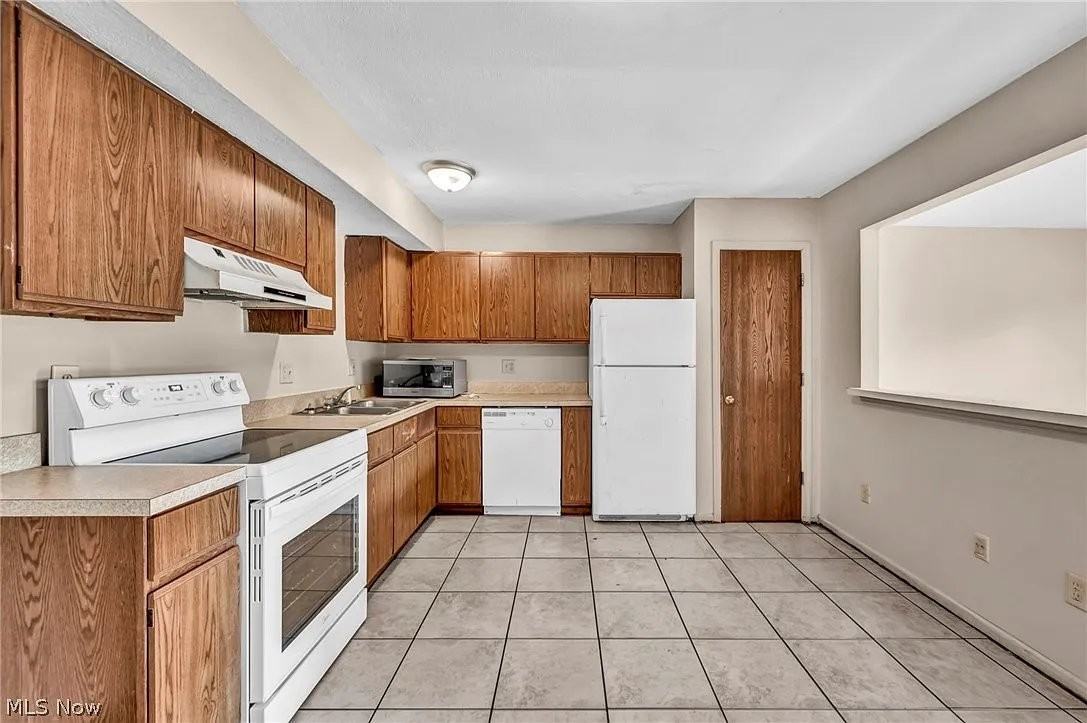1541 Whitehall Blvd - Photo 5 of 12