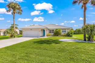 4744 Pompano St - Photo 1 of 1