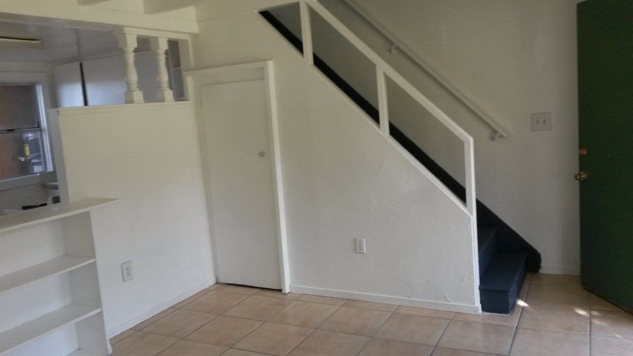 365 Jefferson St #3 - Photo 5 of 5