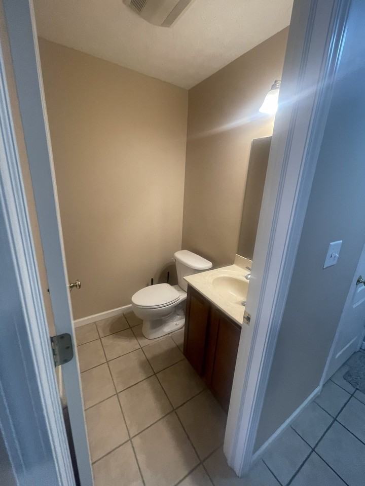 1842 Ellison Dr - Photo 5 of 17