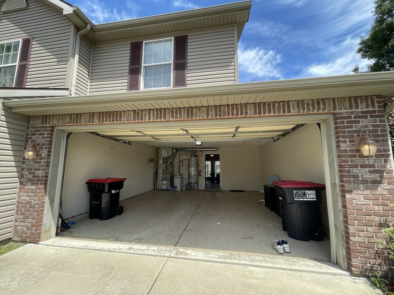 1842 Ellison Dr - Photo 6 of 17