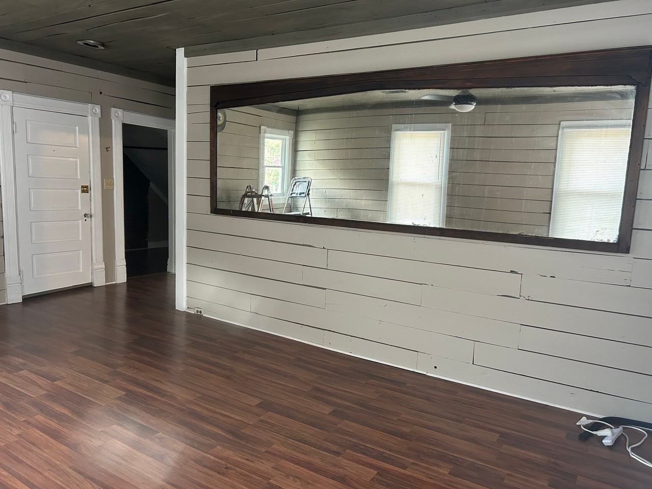 537 Diana St #3 - Photo 3 of 10
