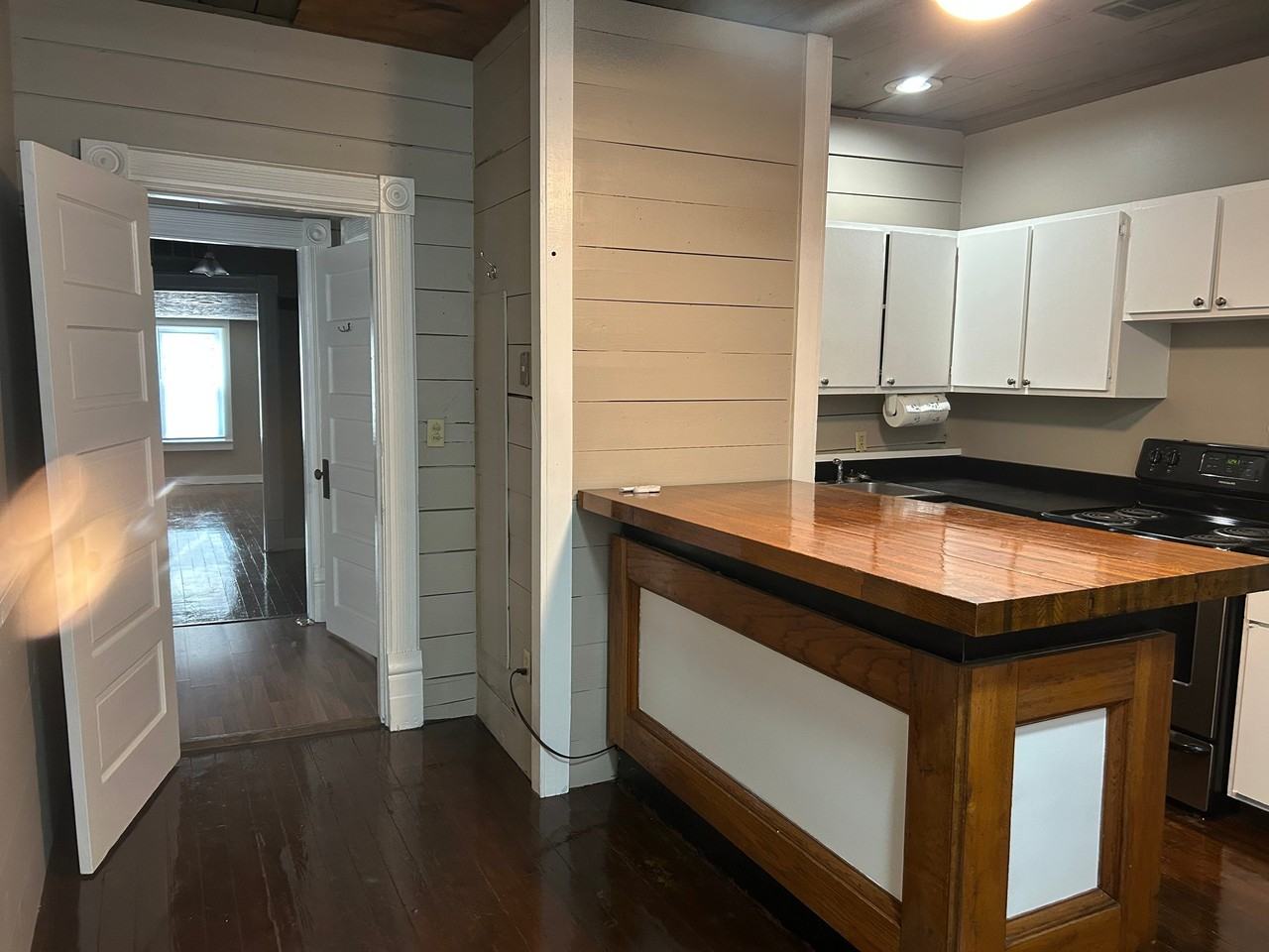 537 Diana St #3 - Photo 4 of 10