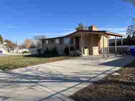 featured image of 4437 S Driftwood Dr