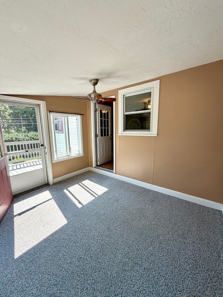 148 Billington St #1 - Photo 6 of 15