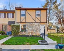 featured image of 1000 Jacksonville Rd #6