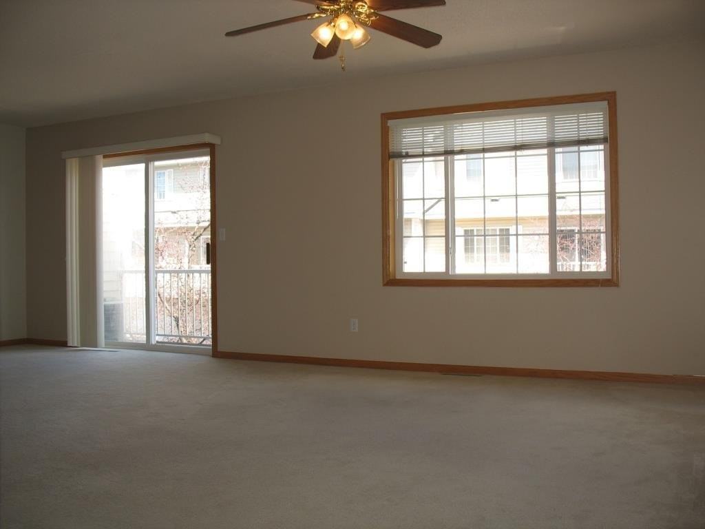 2501 Cobble Hill Ct #J - Photo 4 of 17