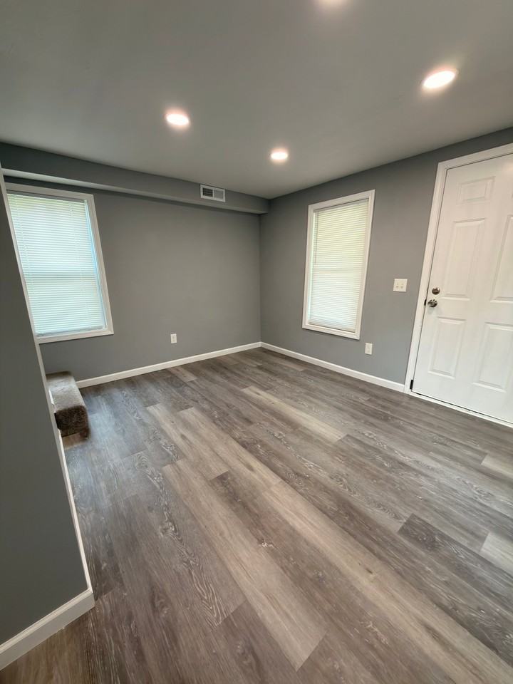 2767 Hiawatha St - Photo 3 of 25