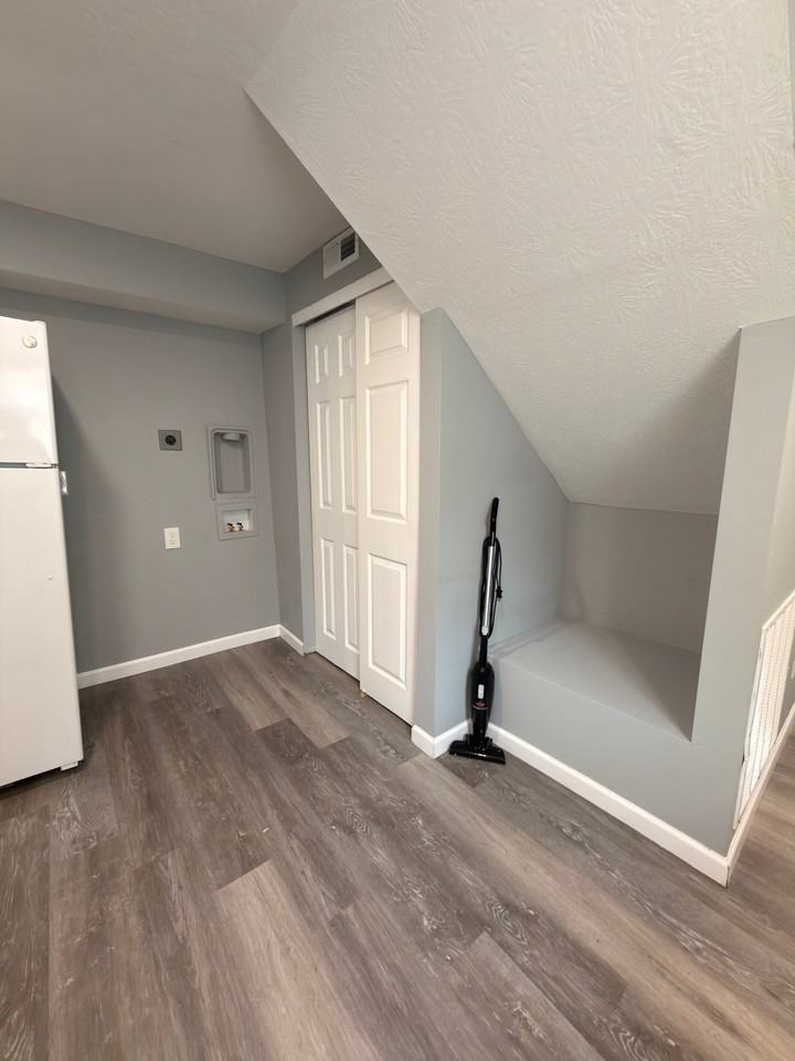 2767 Hiawatha St - Photo 7 of 25