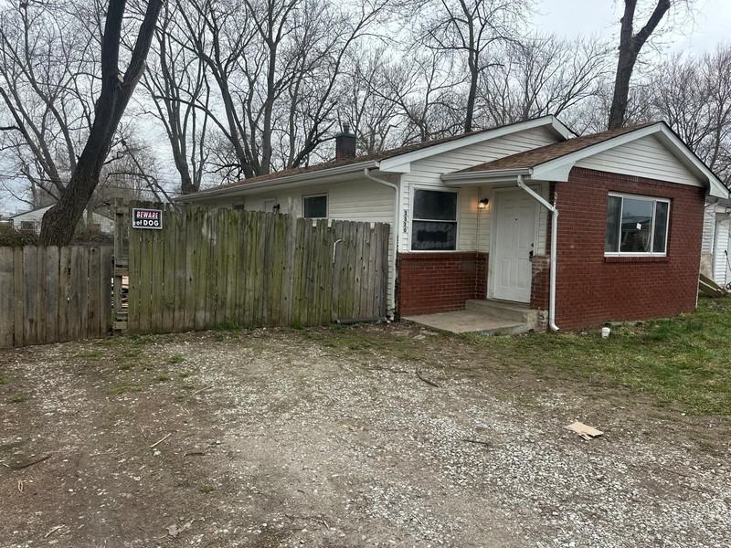 3330 Laurel St - Photo 6 of 7