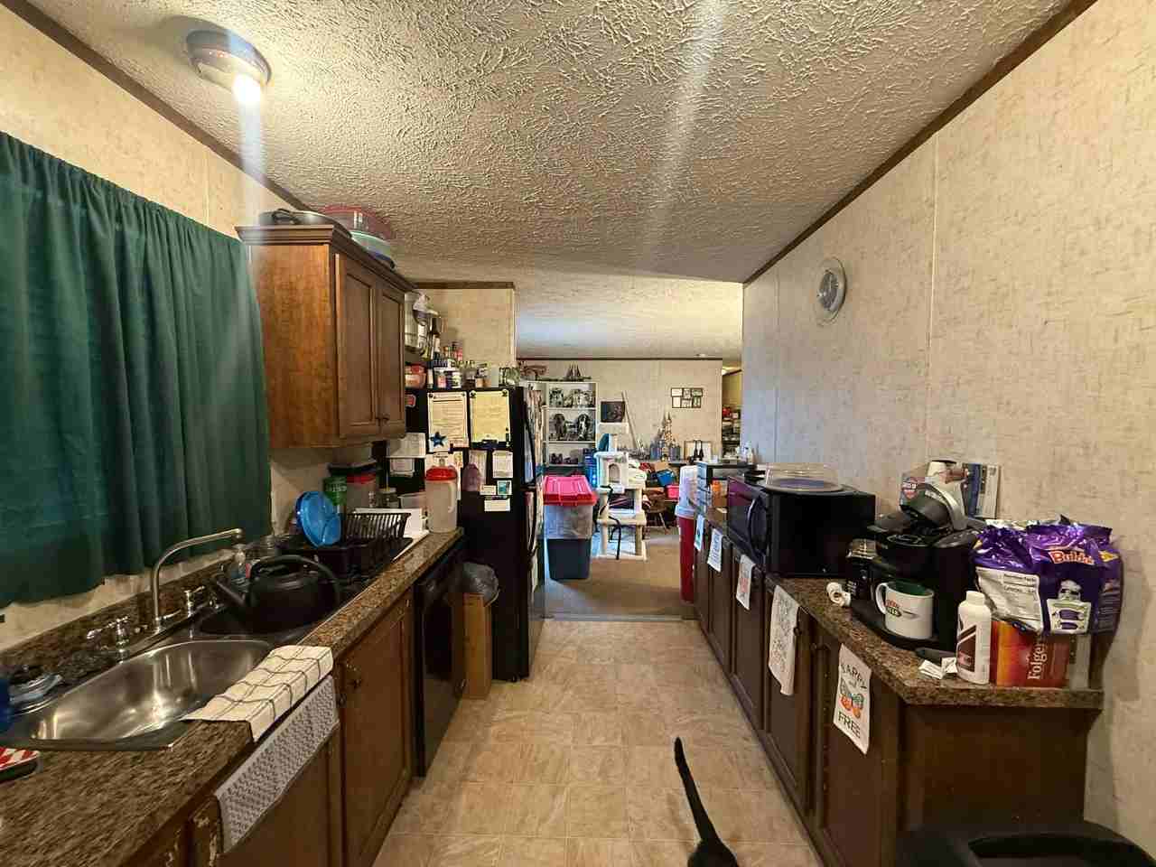 1236 N Oaklane Rd - Photo 3 of 9