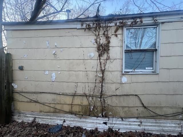 1527 E Decatur St - Photo 5 of 11