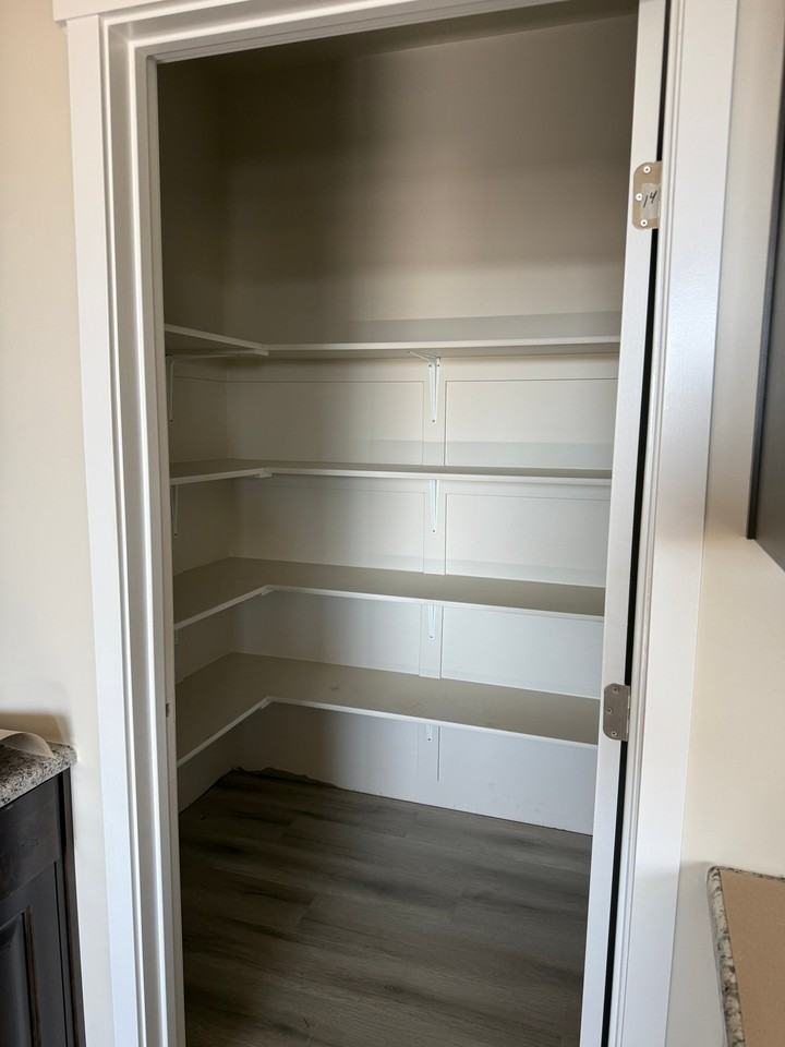 3071 Sw - Photo 4 of 19