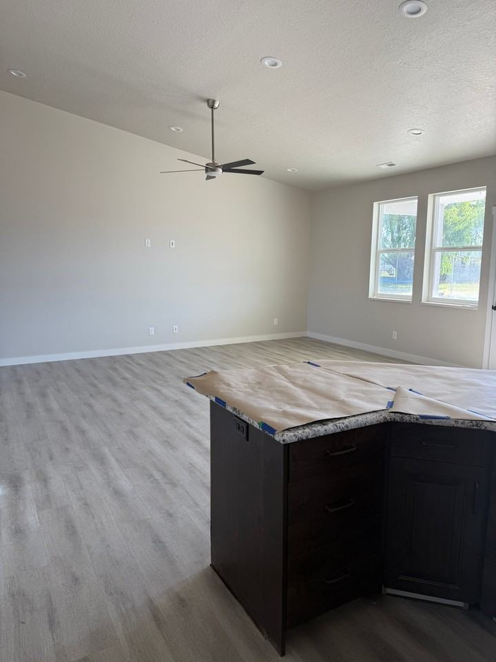 3071 Sw - Photo 5 of 19