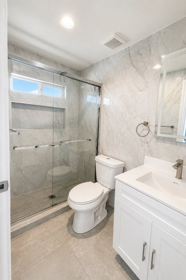 25423 State St #4 - Photo 4 of 7