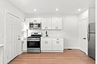 6711 Linmore Ave - Photo 1 of 1