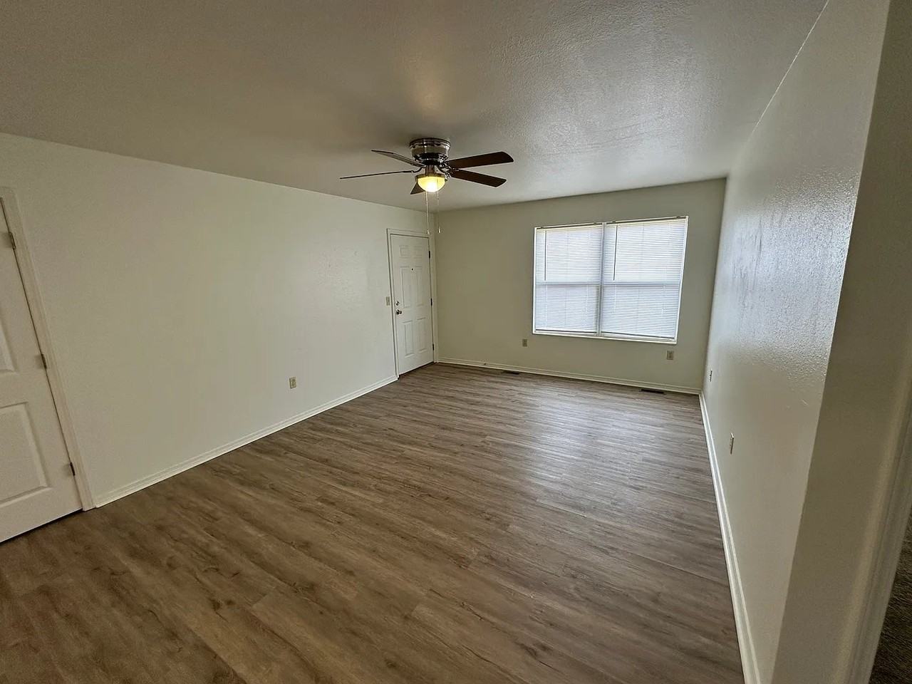 2818 Fremont Ct - Photo 4 of 8