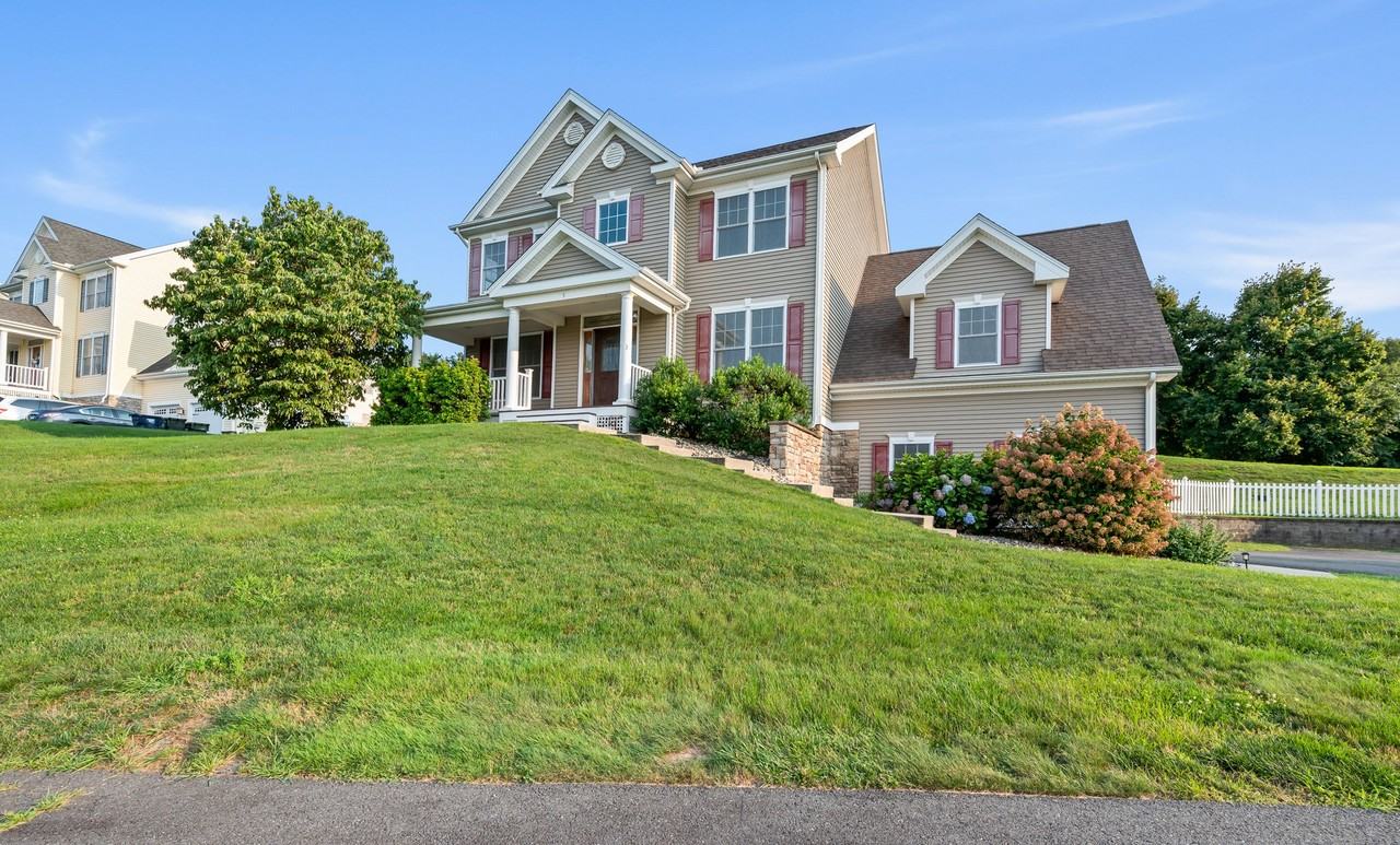 5 Rolling Hills Dr - Photo 2 of 20