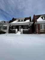 featured image of 1337 Walton Ave