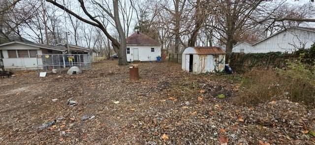 1119 S Brookside Ave - Photo 4 of 15