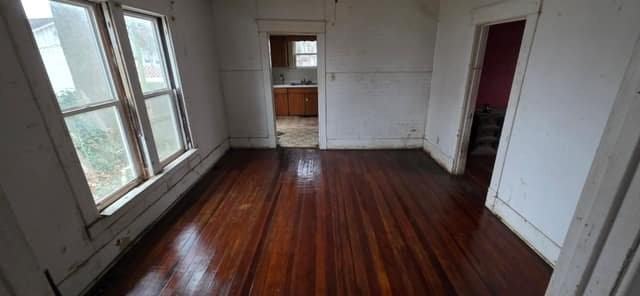 1119 S Brookside Ave - Photo 7 of 15