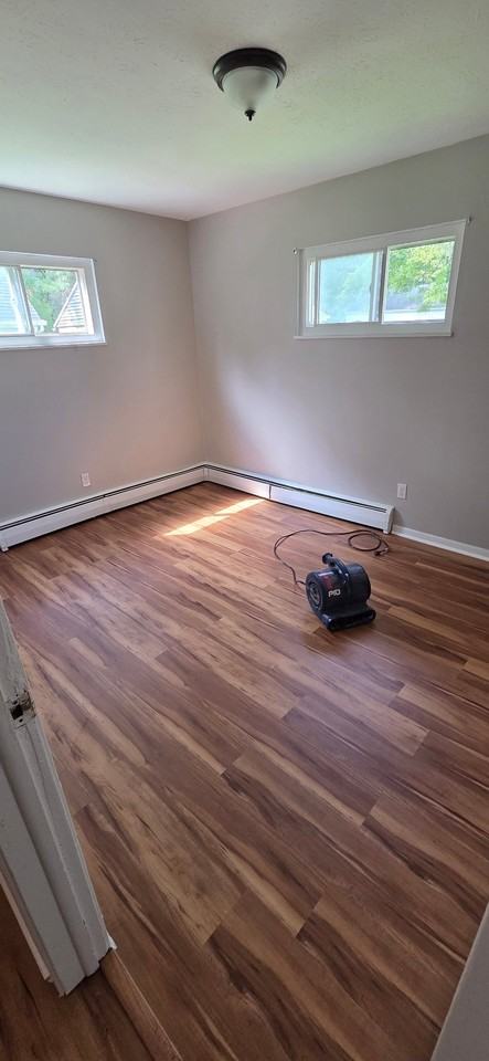 8096 Bellflower Rd - Photo 4 of 7