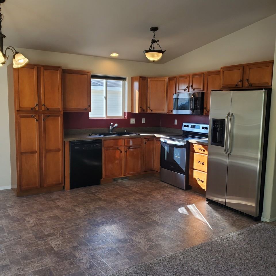 18 Ford Way #A - Photo 6 of 14