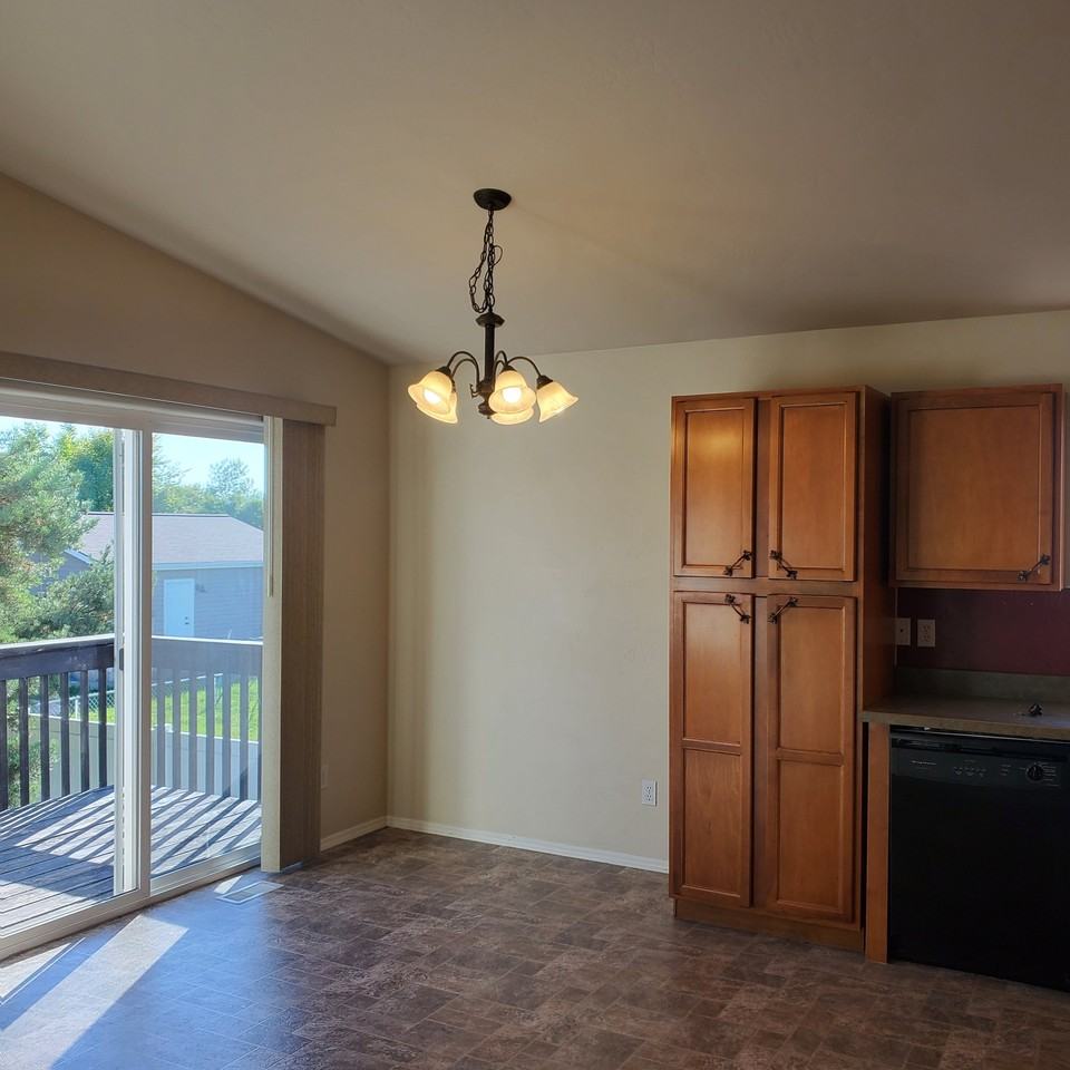 18 Ford Way #A - Photo 7 of 14