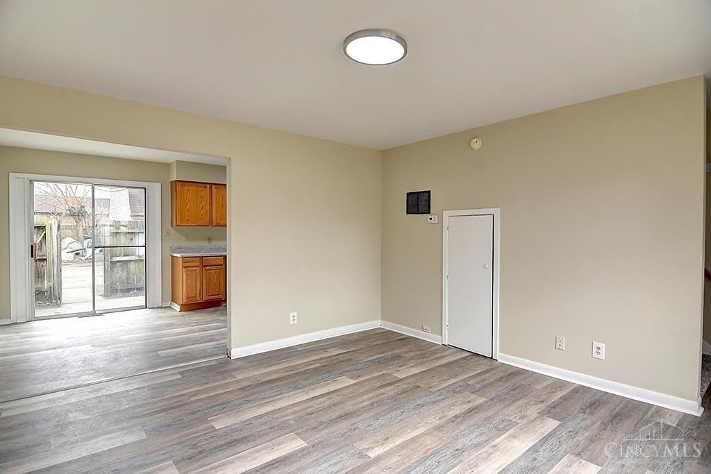 3210 Beatrice Dr - Photo 6 of 10