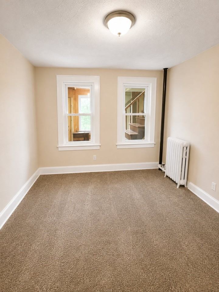 14 Nursery St #2 - Photo 2 of 6