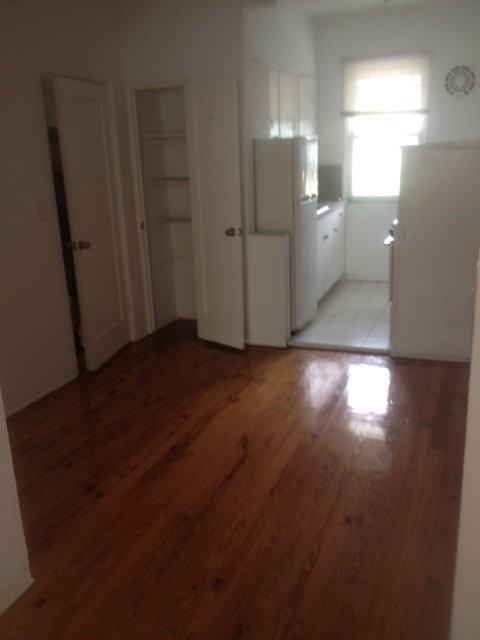 1046 Michigan Ave - Photo 5 of 7