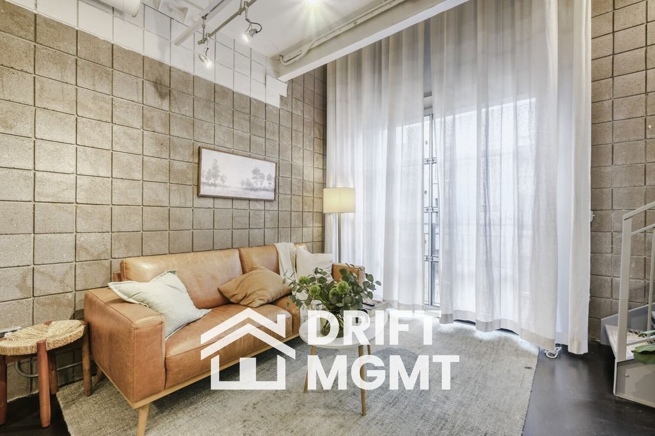 360 W Broadway #414 - Photo 5 of 20