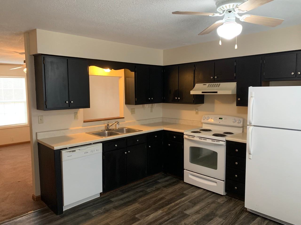 4907 Scruggs Station Rd - Photo 5 of 11