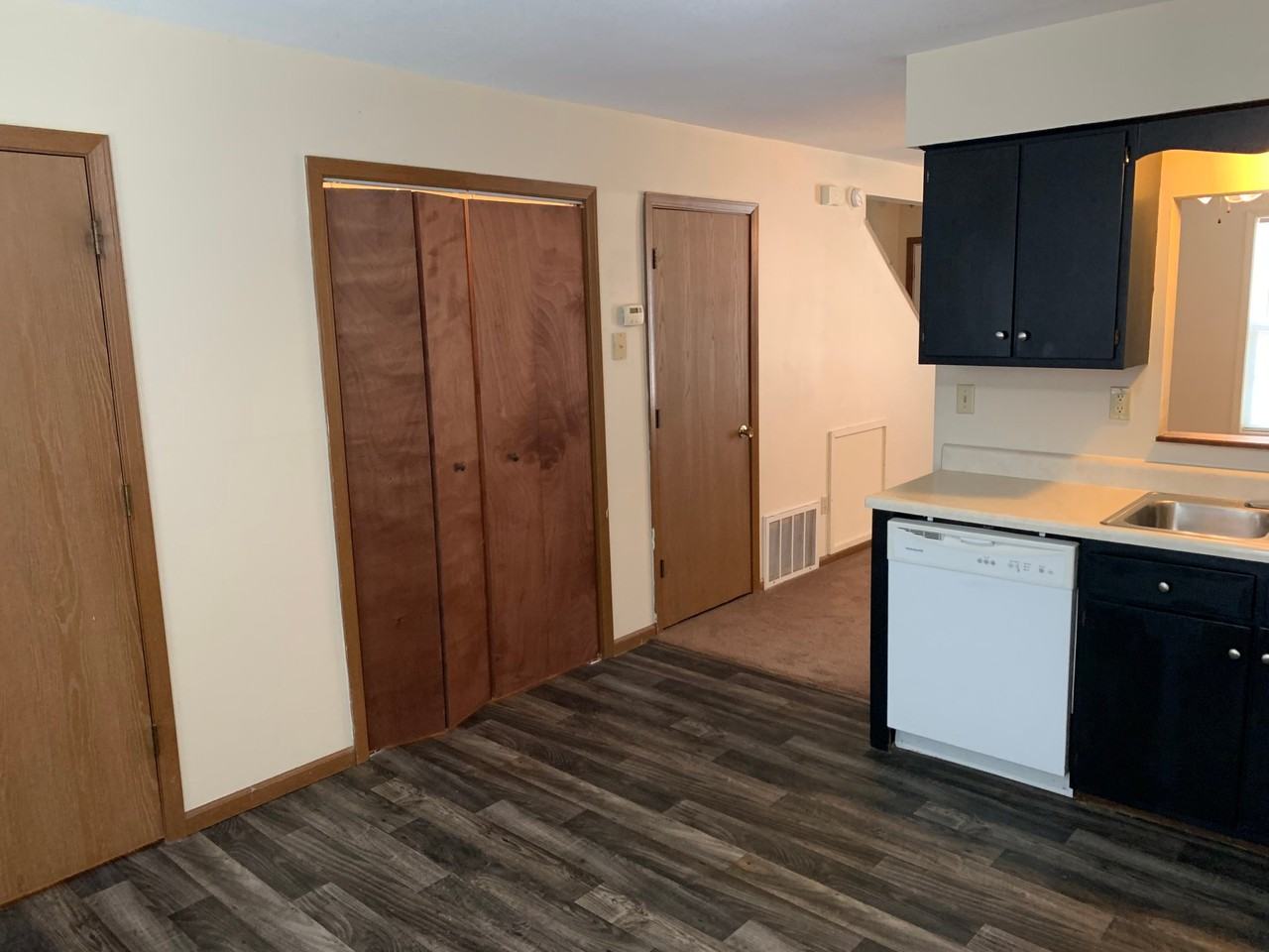 4907 Scruggs Station Rd - Photo 6 of 11