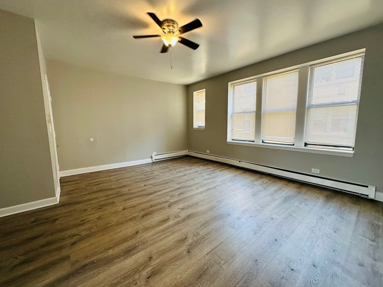 5645 W Washington Blvd #5657-2S - Photo 3 of 7