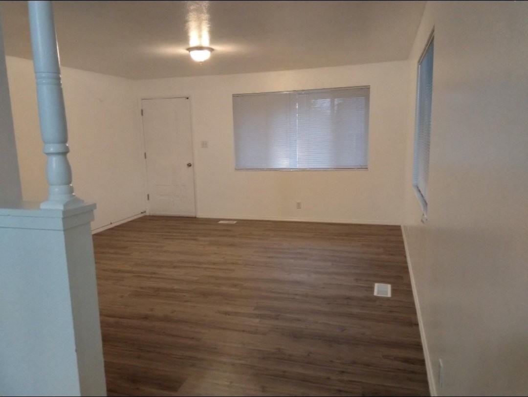 211 Wn - Photo 2 of 3