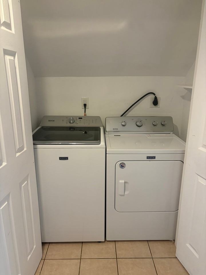 104 Gregory Island Rd #A - Photo 5 of 6