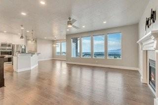 691 W Horizon Dr - Photo 4 of 11