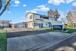 560 S Pacific St - Photo 1 of 1
