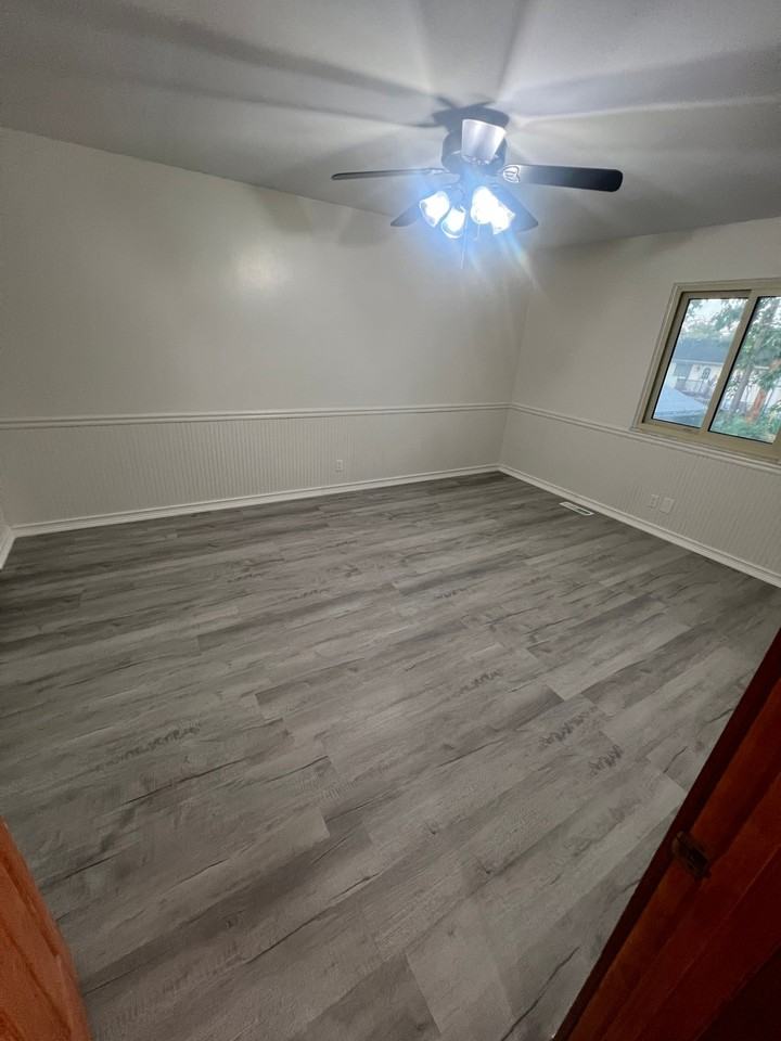 3205 Crossbow Ln - Photo 5 of 13