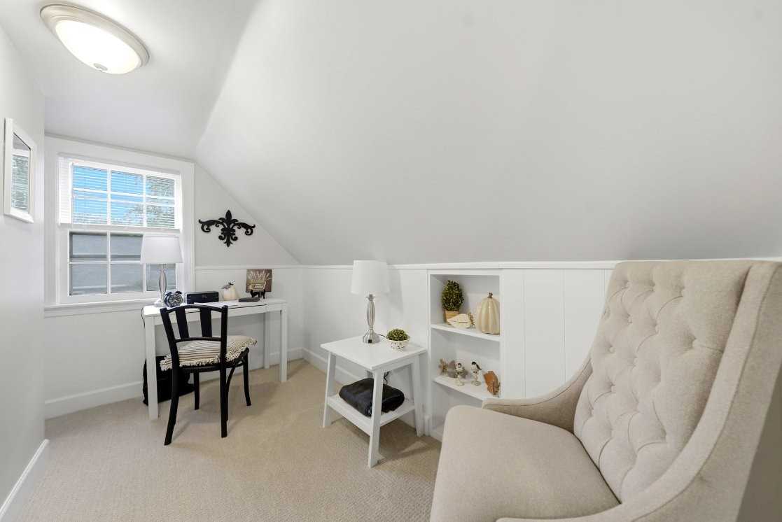 14 Martha Dr - Photo 7 of 20