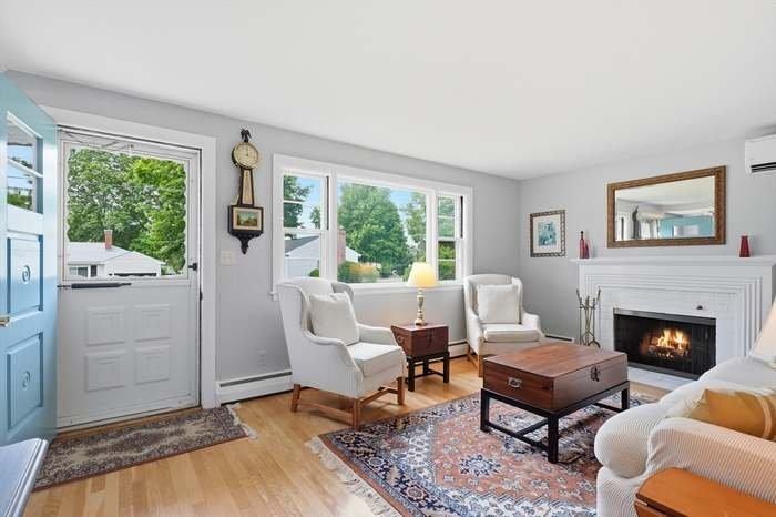 5 Antrim Rd - Photo 4 of 17