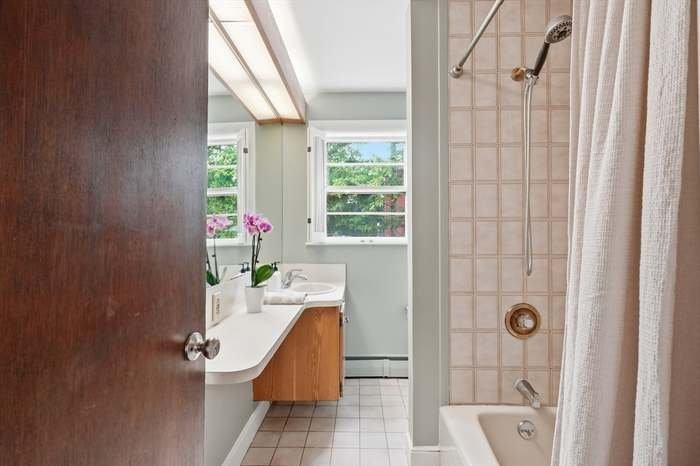 5 Antrim Rd - Photo 5 of 17