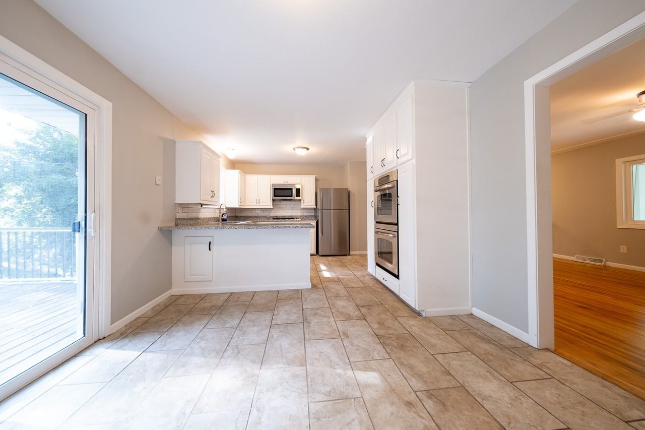3800 Fernbrook Ln N #1 - Photo 4 of 32