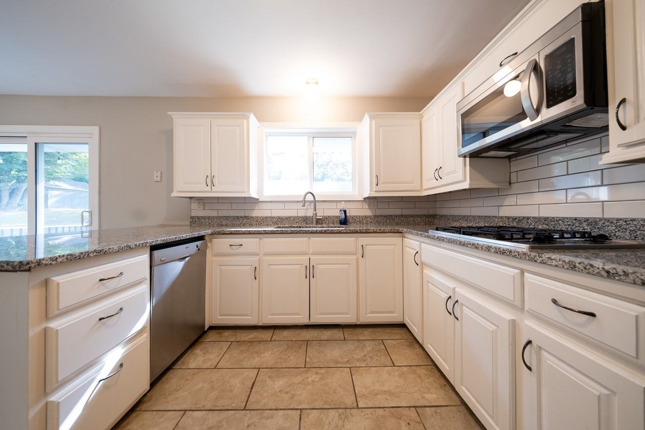 3800 Fernbrook Ln N #1 - Photo 5 of 32