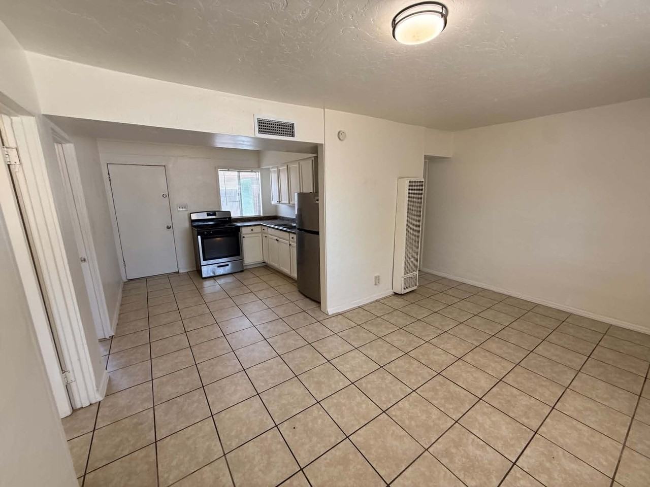 460 E Delano St #1 - Photo 6 of 21