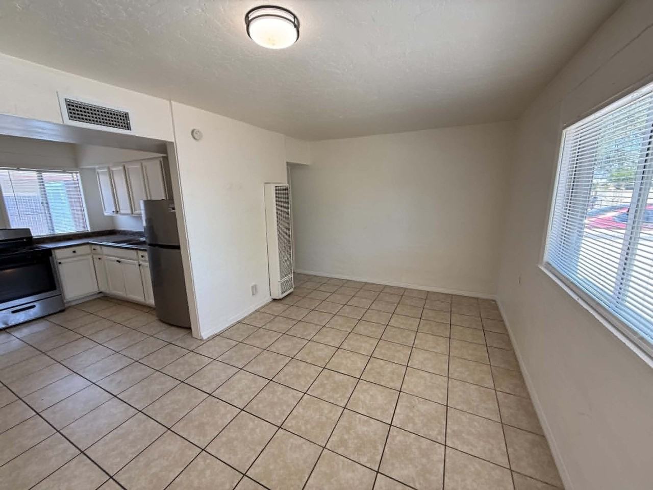 460 E Delano St #1 - Photo 7 of 21