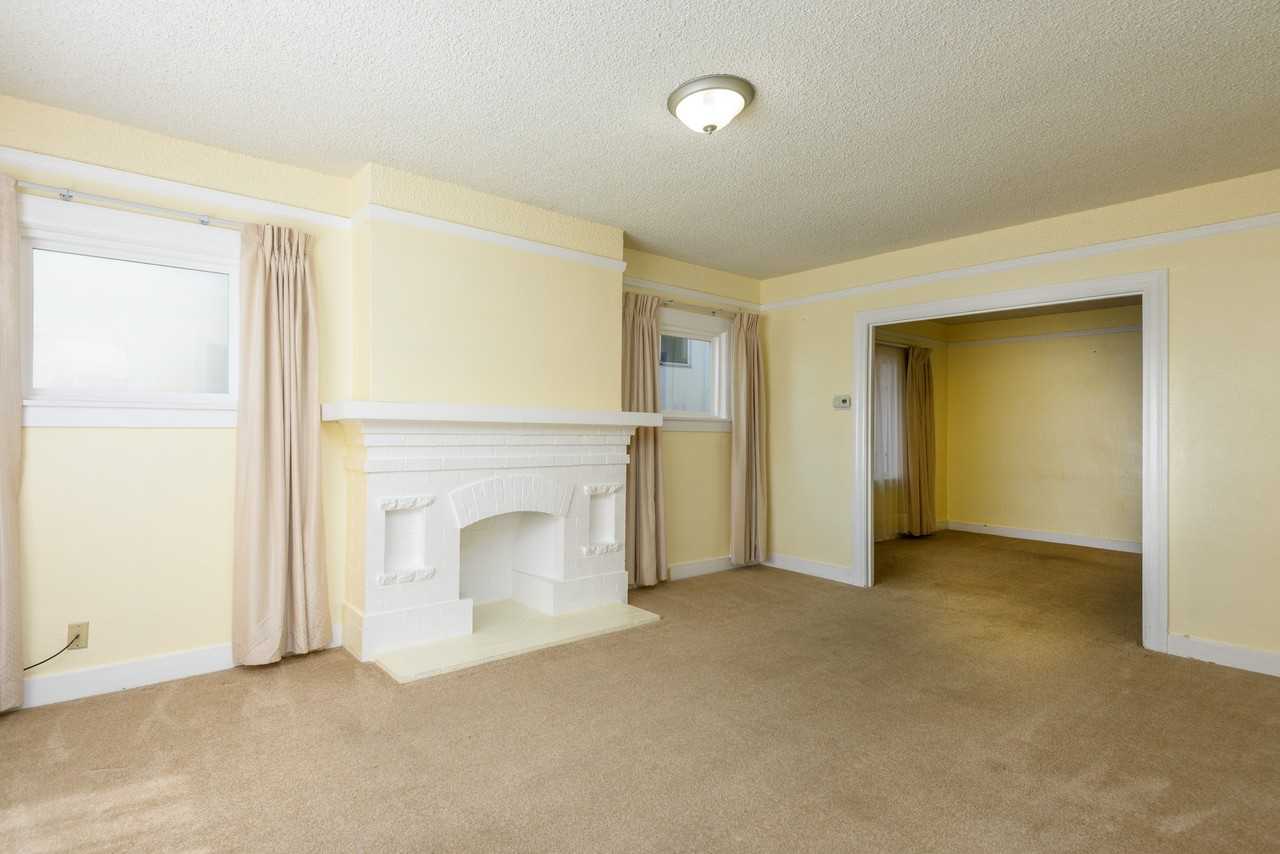 823 Linden Ave #1 - Photo 2 of 11