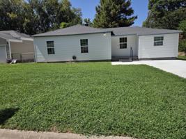 featured image of 761 Macarthur Ave #1